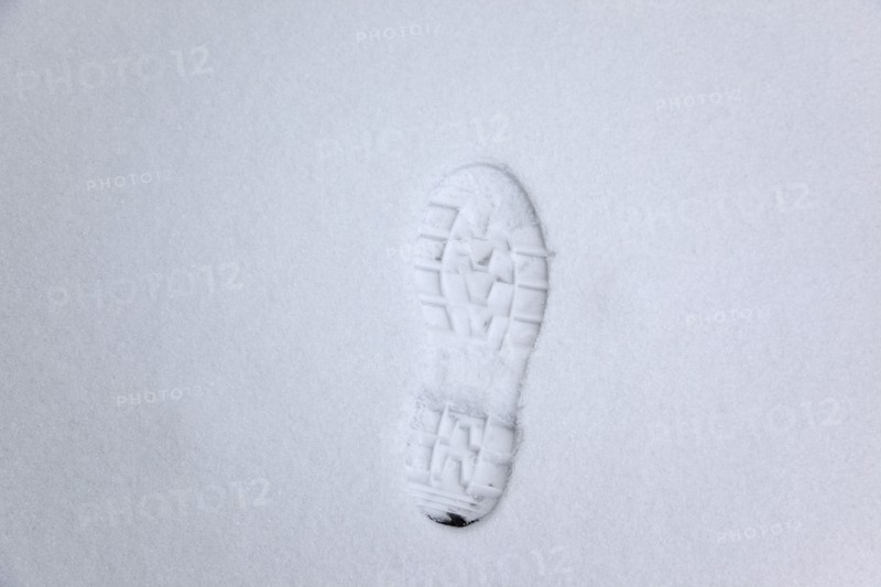Weather, Winter, Snow, Boot print in the fresh snow.