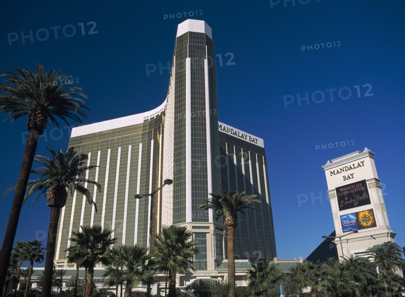USA, Nevada, Las Vegas, Mandalay Bay hotel and casino on Las Vegas boulevard south.