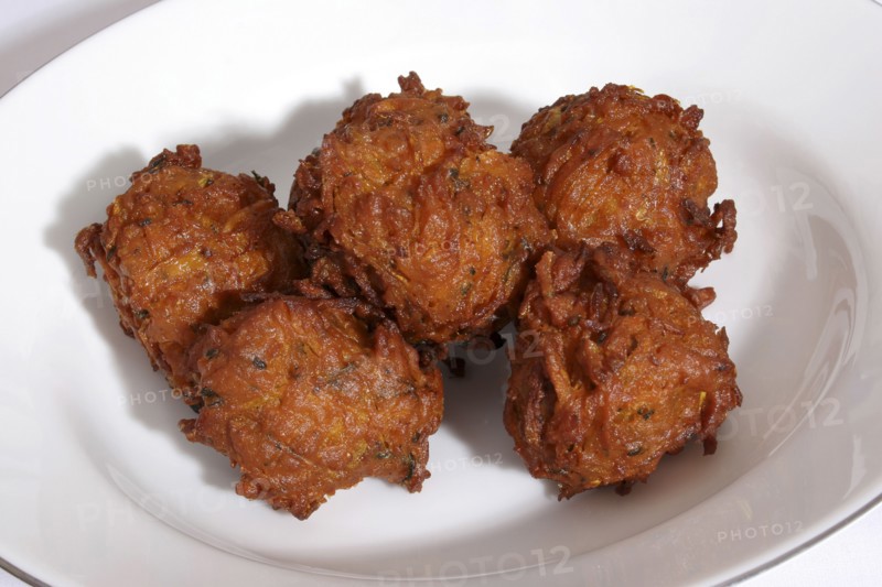 Food, Cooked, Indian, Large onion bhajis.