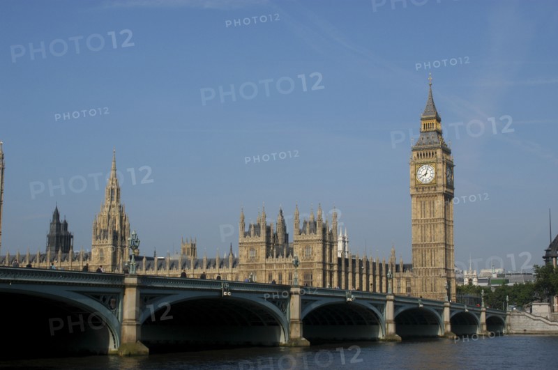 England, London, Westminster, View of the Houses of Parliament and Big Ben clock tower seen over the River Thames and Westminster Bridge