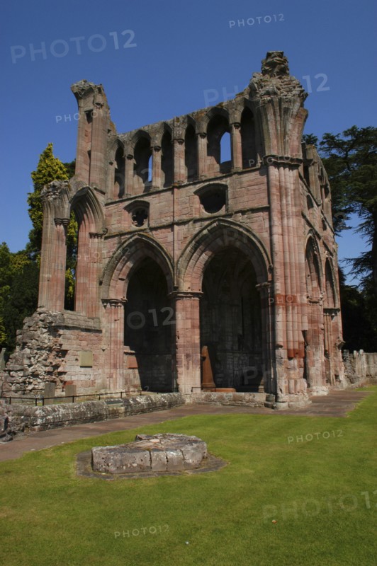 Scotland, Scottish Borders, Dryburg , Dryburg Abbey ruins dating from the 12th century
