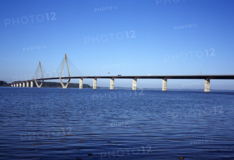 Denmark, Sjaelland, Motorway E47 bridge across Storstrommen waterway from the North.
