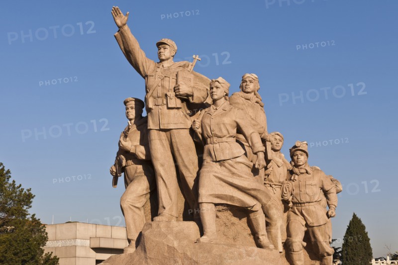 Tiananmen Square A statue outside the Mausoleum of Mao Zedong. Photo: Mel Longhurst