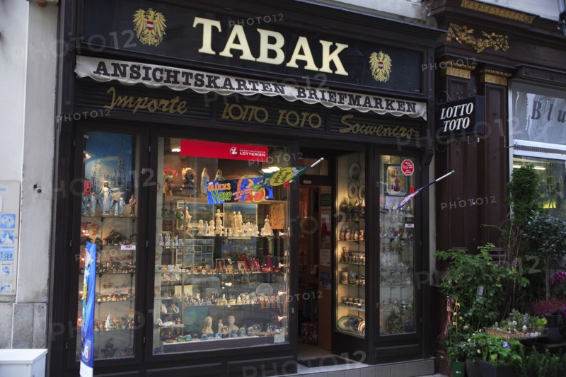 Tobacconist and souvenir shop. Photo : Bennett Dean
