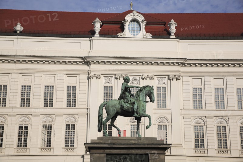 Equestrian statue of Emperor Josef II in the courtyard of the Spanish riding school. Photo: Bennett Dean