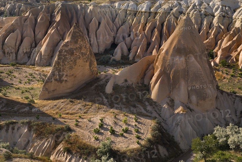 The Rose Valley. Ochre and white volcanic tufa landscape of peaks and pinnacles. Photo : Hugh Rooney