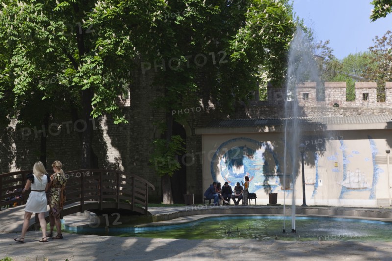 Turkey, Istanbul, Sultanahmet Topkapi Palace Gardens. 
Photo : Stephen Rafferty