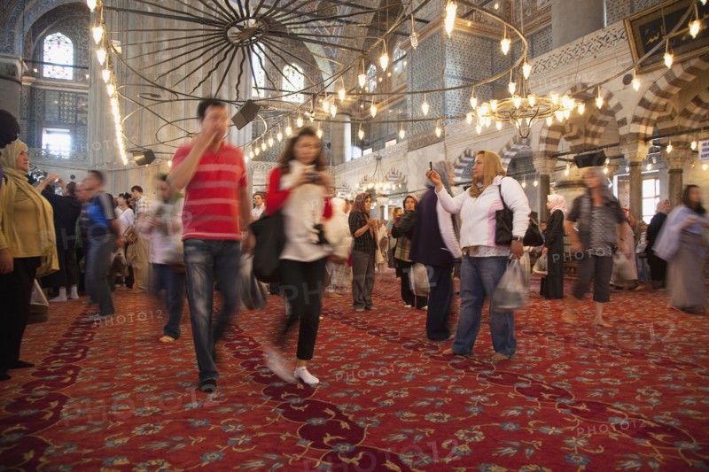Turkey, Istanbul, Sultanahmet Camii Blue Mosque interior. 
Photo : Stephen Rafferty