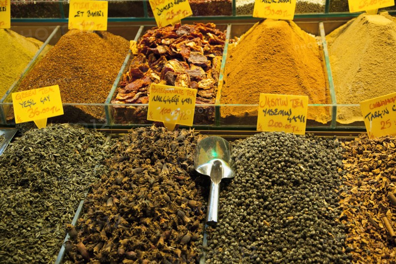 Turkey, Istanbul, Eminonu Misir Carsisi Spice Market interior. 
Photo : Stephen Rafferty