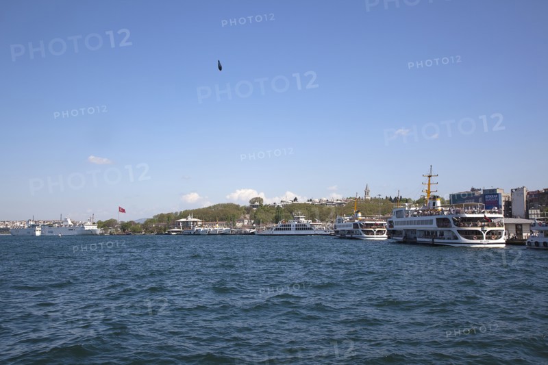 Turkey, Istanbul, Galata Bridge farries on Sirkeci quayside with fishermans line weight visible. 
Photo : Stephen Rafferty