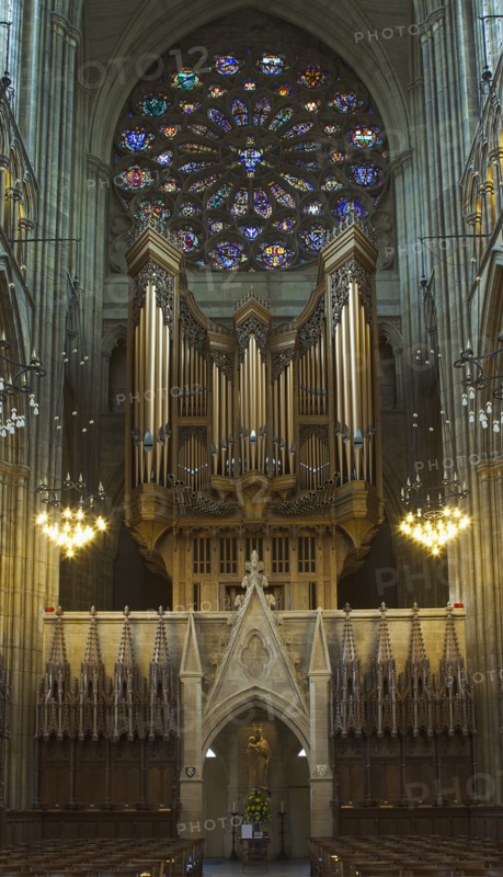 England, West Sussex, Shoreham-by-Sea, Lancing College Chapel interior view of the nave. 
Photo : Stephen Rafferty