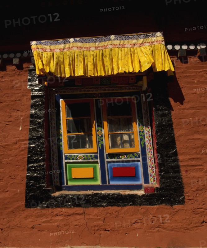 ART IN BUDDHIST MONASTERIES OF SIKKIM INDIA - WINDOW ART