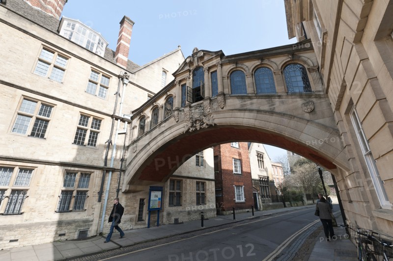 The Bridge of Sighs built 1913-1914 by Sir Thomas Jackson forms part of Hertford College.