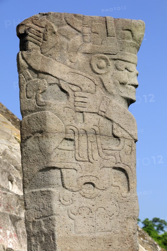 Mexico, Veracruz, Papantla, El Tajin archaeological site Stone carving at Monument 5. Photo : Nick Bonetti