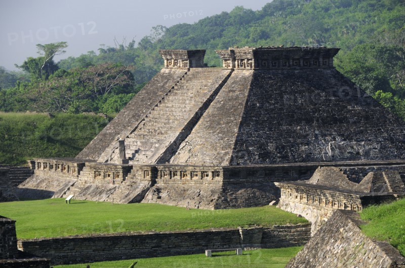 Mexico, Veracruz, Papantla, El Tajin archaeological site Ruins of Monument 5 pyramid. Photo : Nick Bonetti