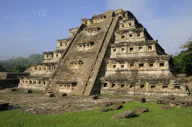 Mexico, Veracruz, Papantla, El Tajin archaeological site Pyramide de los Nichos. Photo : Nick Bonetti