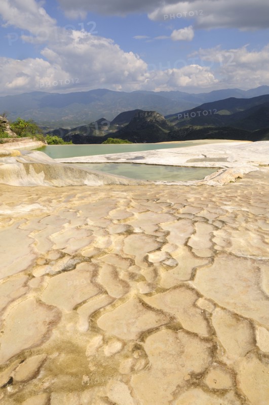 Mexico, Oaxaca, Hierve el Agua, Limestone pools.. Photo : Nick Bonetti