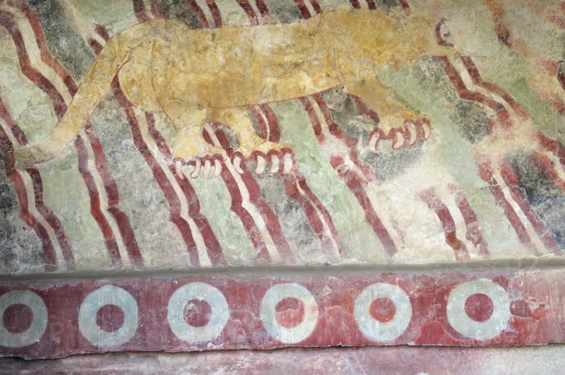 Mexico, Anahuac, Teotihuacan, Detail of wall mural depicting puma.. Photo : Nick Bonetti