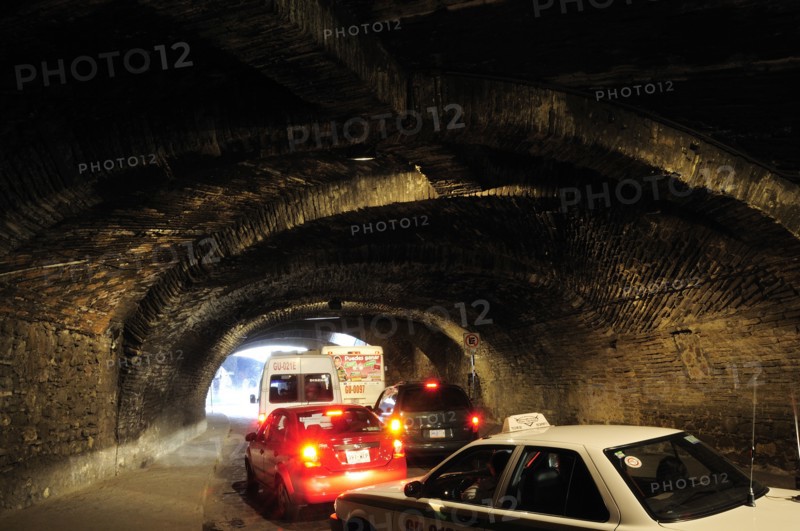Mexico, Bajio, Guanajuato, Subterranean road with vehicles. Photo : Nick Bonetti