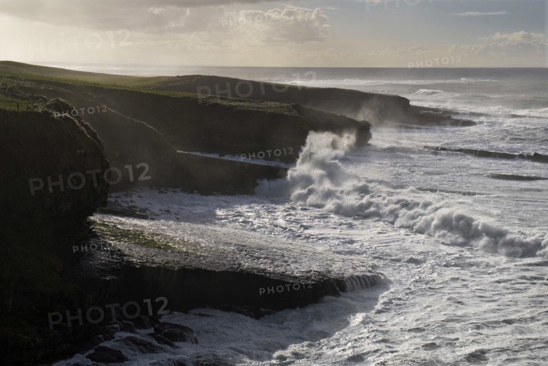 Ireland, County Sligo, Mullaghmore, High waves crashing against headland. Photo : Hugh Rooney