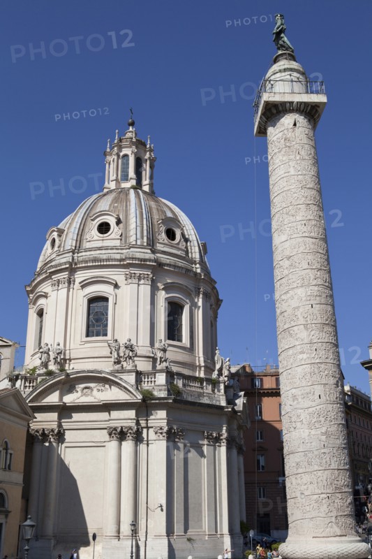 Italy, Lazio, Rome, Santissimo Nome di Maria al Foro Traiano & Trajans column. Photo : Bennett Dean