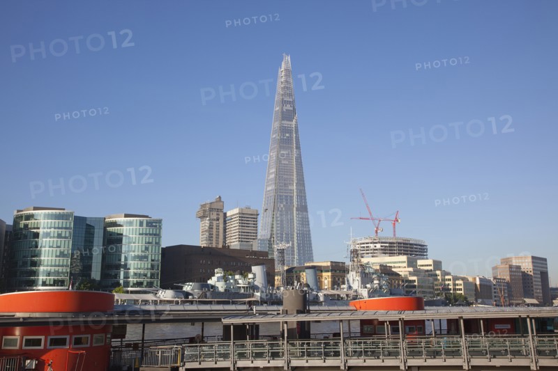 England, London, Southwark southbank The Shard skyscraper designed by Renzo Piano in the citys London Bridge Quarter. Photo : Stephen Rafferty
