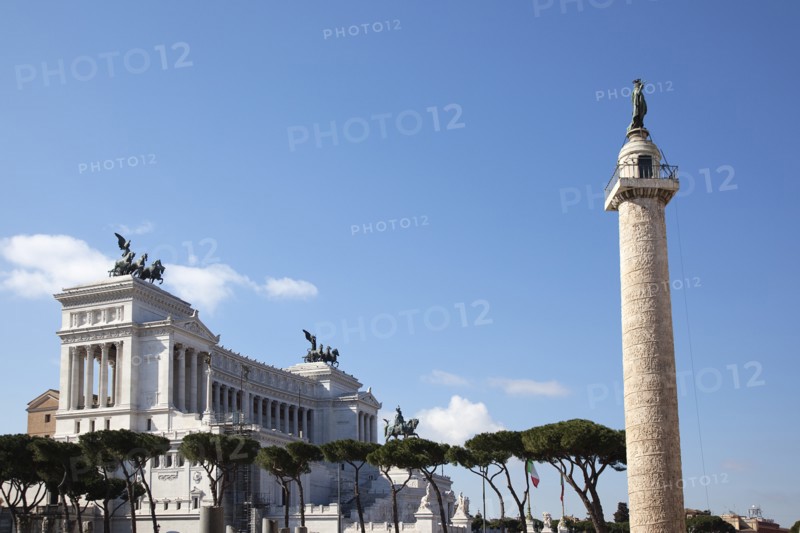 Italy, Lazio, Rome, Victor Emmanuel II monument with Trajans Column in the foreground. 
Photo Stephen Rafferty / Eye Ubiquitous