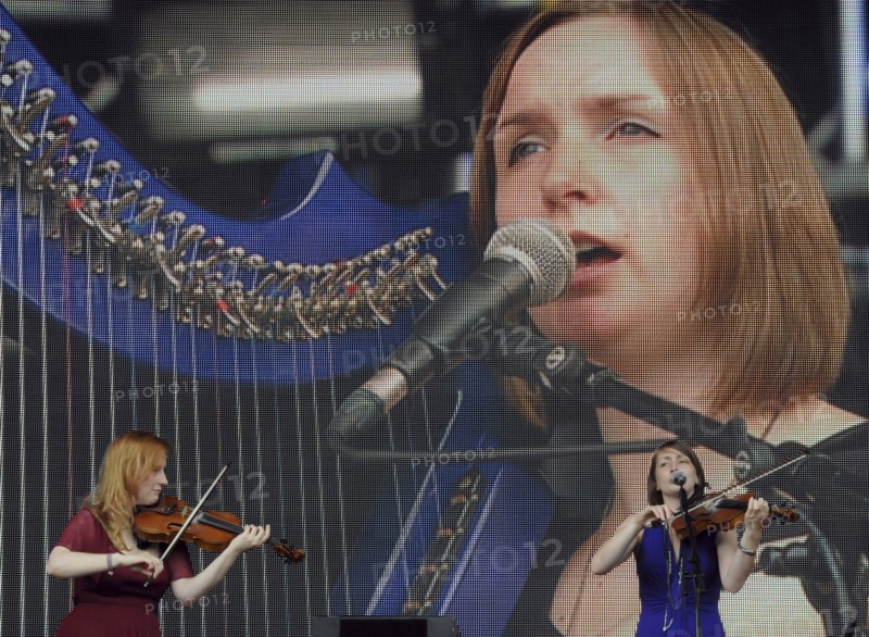 Music, Strings, Violin, Fiddle players from the Shee band playing at Cropredy 2011. 
Photo Bob Battersby