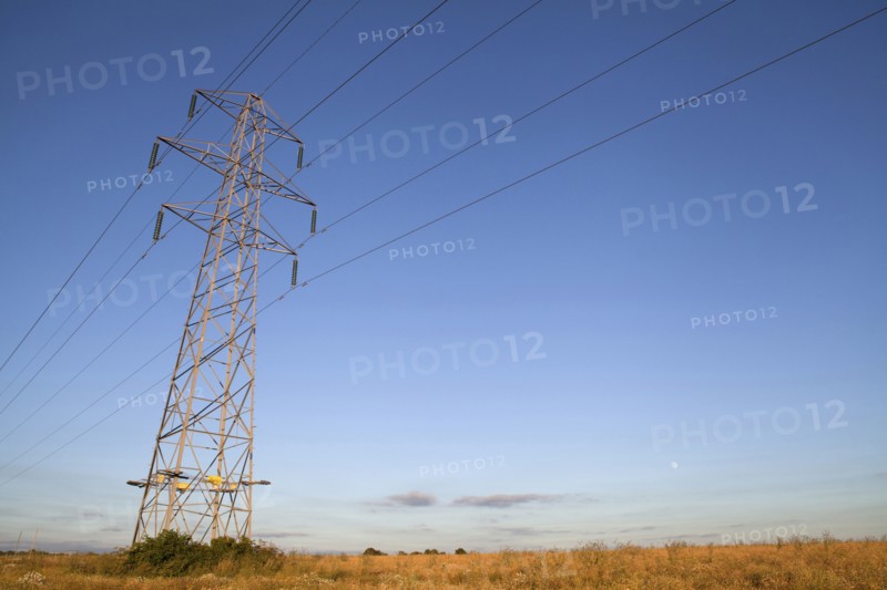 Environment, Power, Electricity, Pylons in the Hampshire countryside, England. 
Photo Bennett Dean