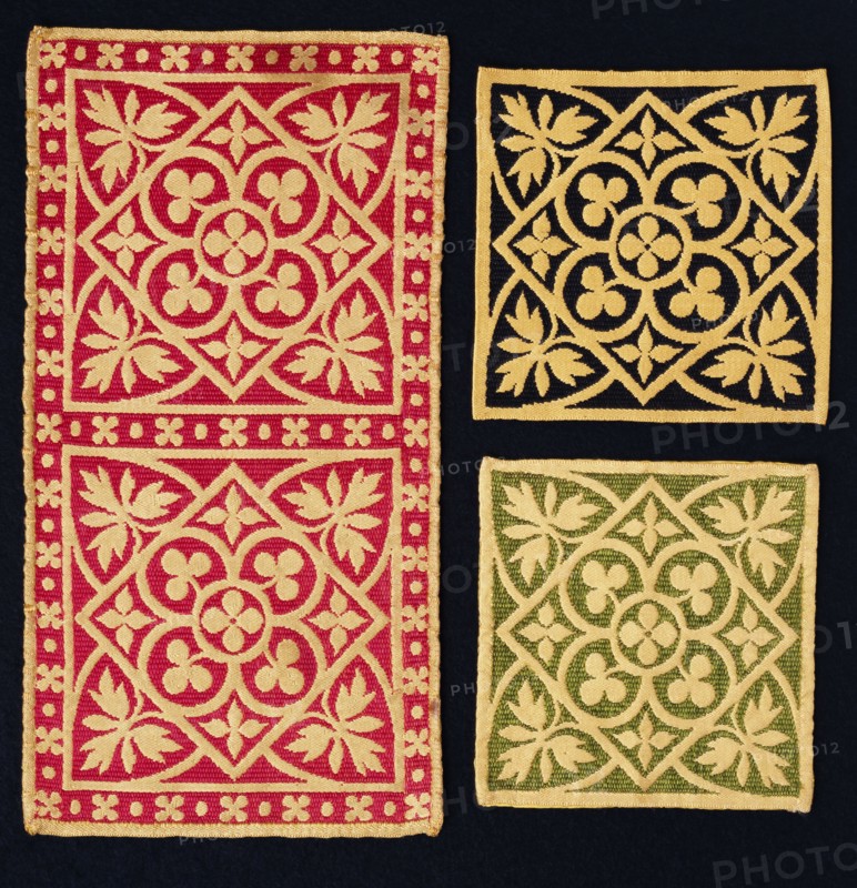 Pugin, Parures