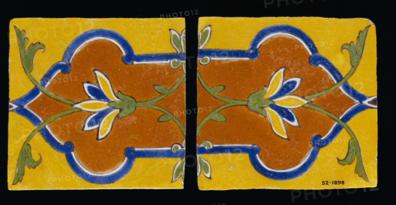 Carreaux de revêtement décorés selon la technique de la cuerda seca