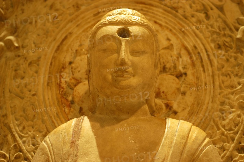Bouddha Amida assis