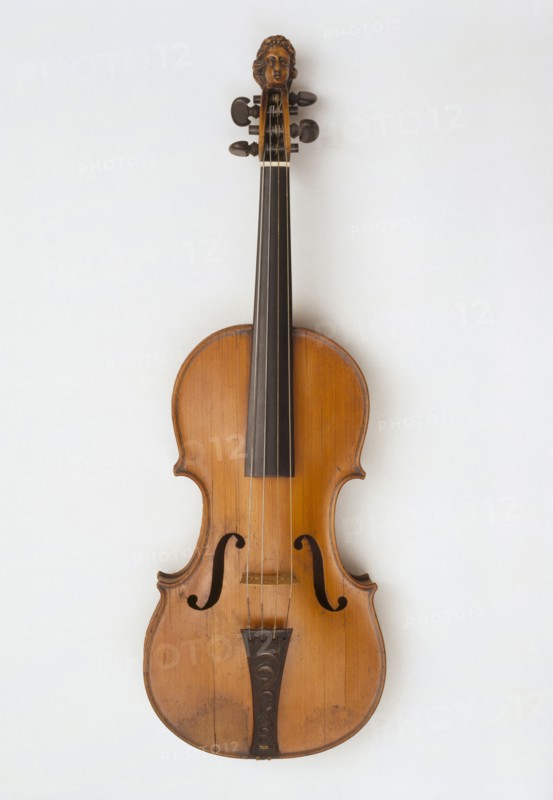 Norman, Violon