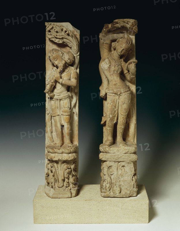 Statuettes d'apsara et de gandharva