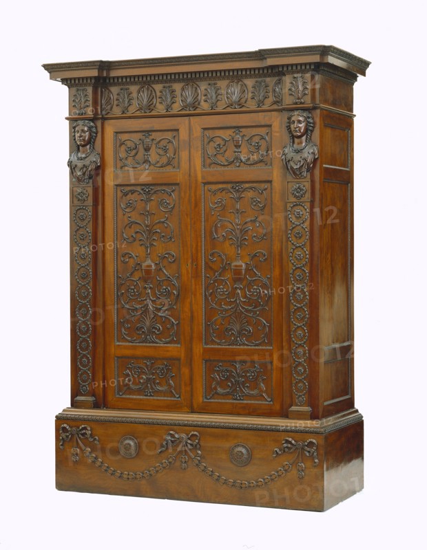 Adam, Armoire