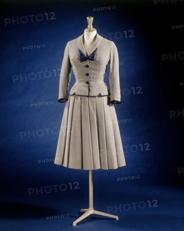 Morton, Tailleur