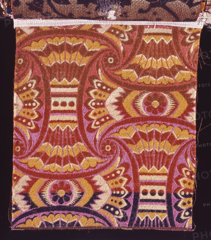 Dresser, Textile aux motifs japonais