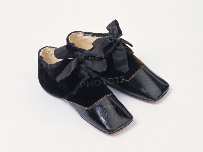 Pair of Children's Shoes, by C.S. Gillman. England, mid-19th century