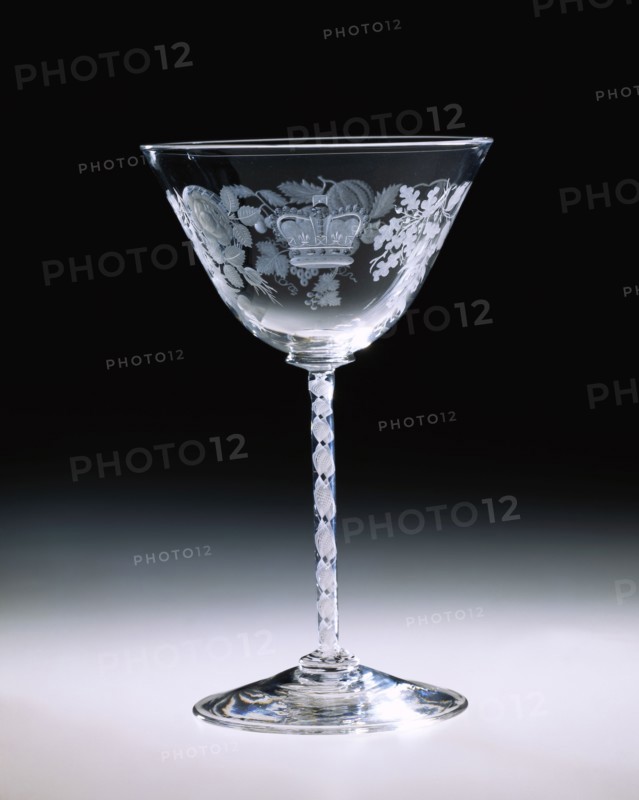Wine Glass, by Apsley Pellat's glassworks. London, England, mid-19th century