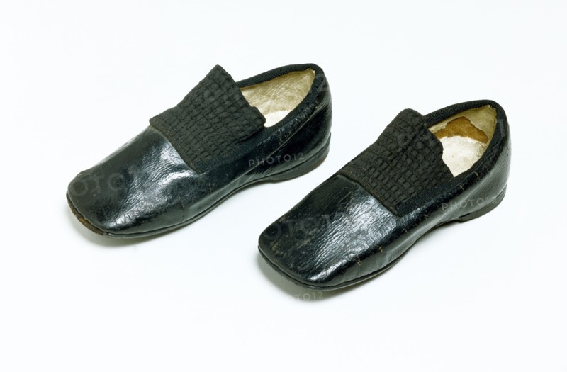 Child Shoes, by C+JC. England, 1850