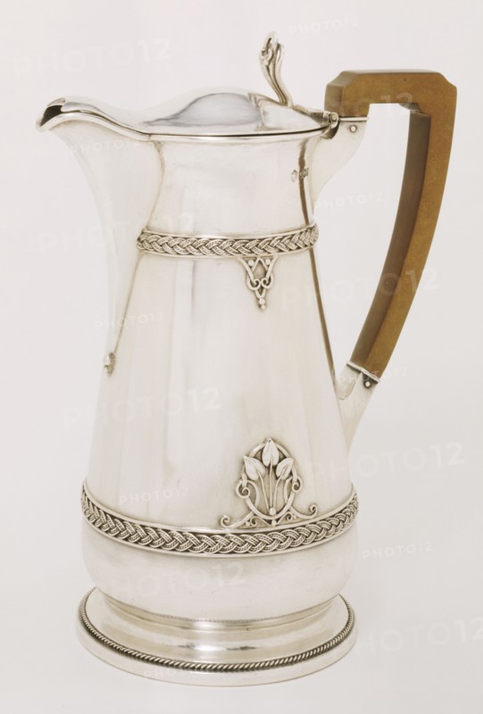 Coffee pot. Sheffield, England, 1926