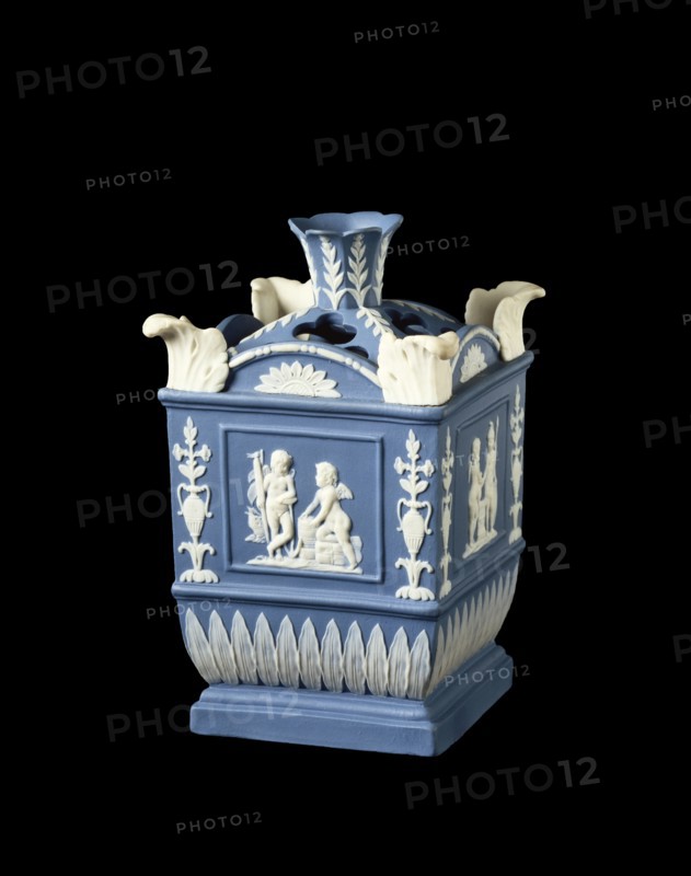 Vase, by Neale & Co. Hanley, English, 1786-87