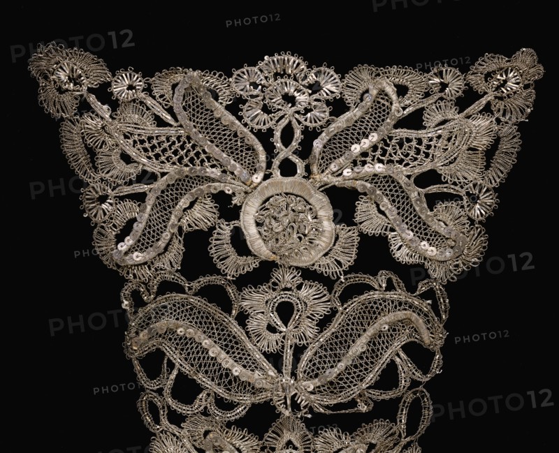 Gown and Stomacher, detail. England, early 18th century