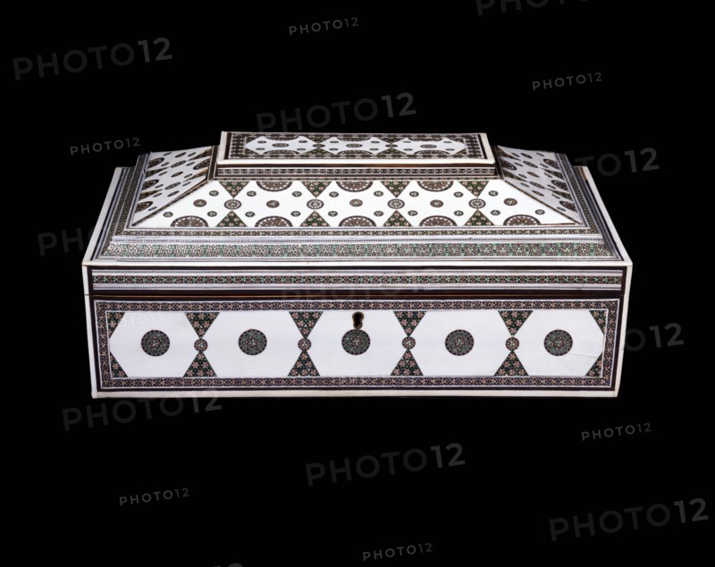 Work box. Surat, India, 19th century