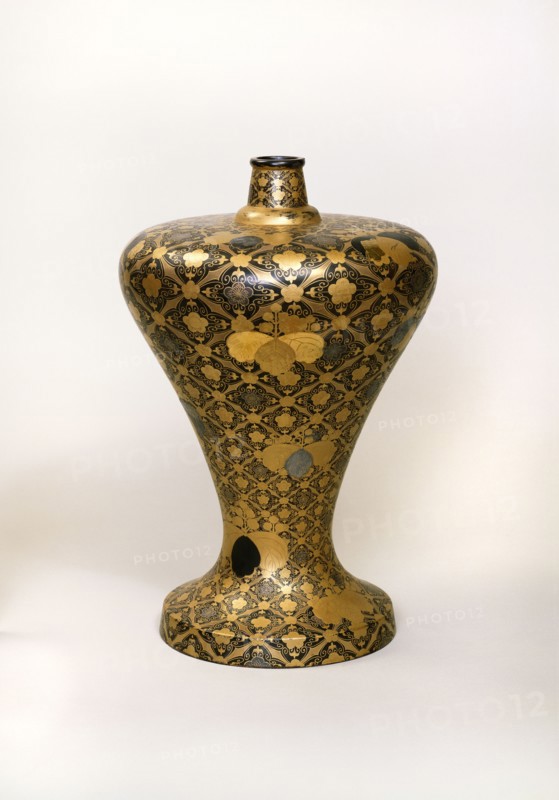 Sake bottle. Japan, 17th-18th century