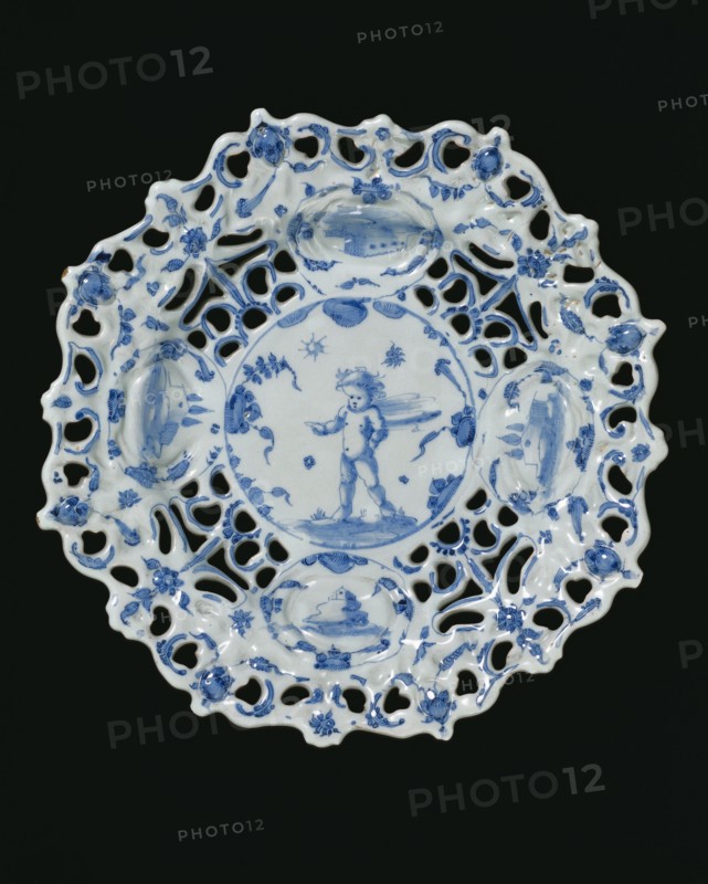 Maiolica dish. Savona, Italy, mid-17th century