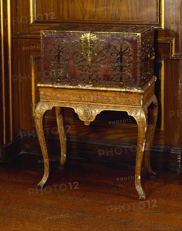 Strongbox. England, 17th century