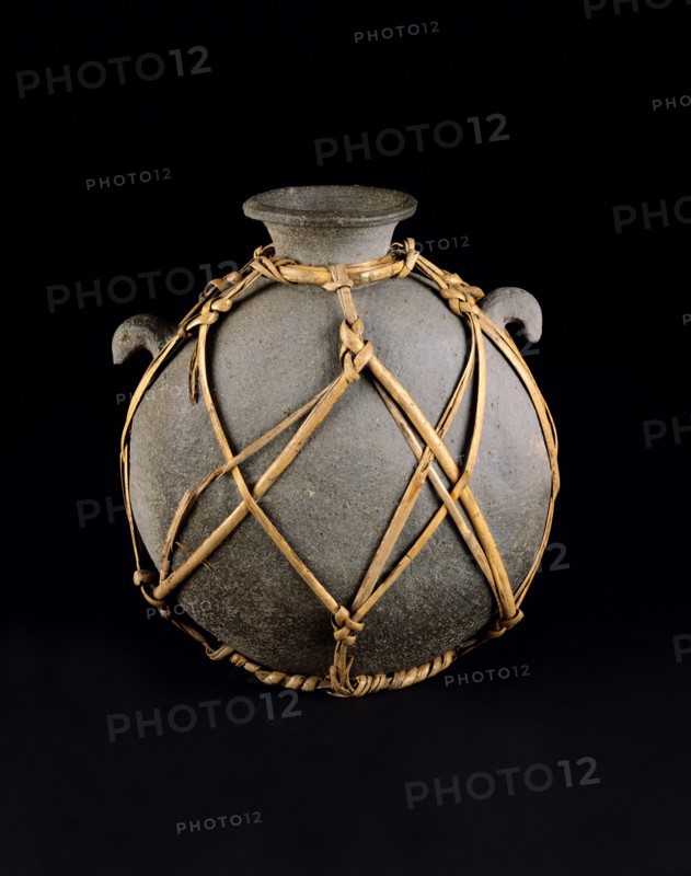 Flask. Japan, 500-600 AD