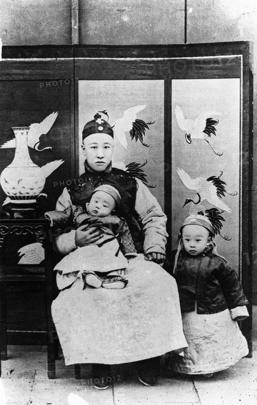 Pu Yi, son père et son frère.
