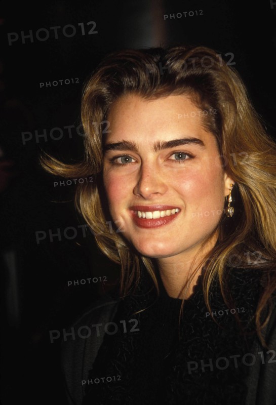 Entertainment News - December 00, 1989